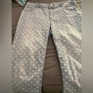 Chico jeans size 0.5 which equals a size 6